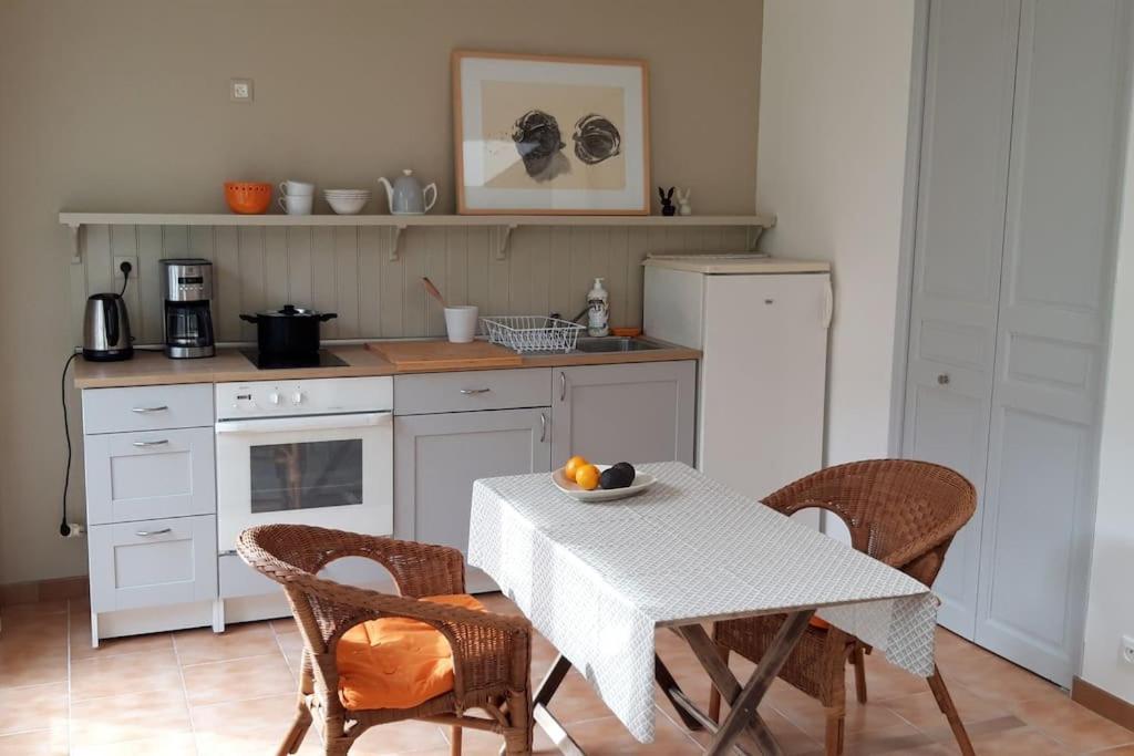 Holiday home Maisonnette L'olivier Bleu *